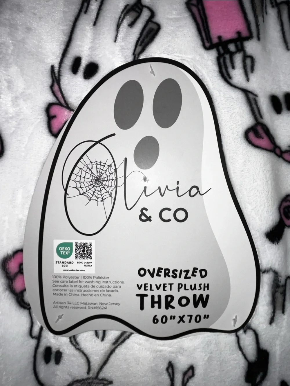 Olivia & Co White and Pink Ghost-Print velvet soft fall blanket -